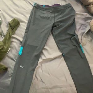 Under Armour girls leggings